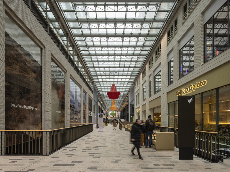 AR_Bartenbach_The_Playce_Berlin_2022_Pinjo_01_Daytime
