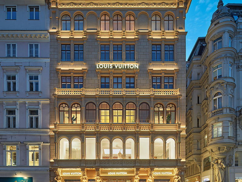 Louis_Vuitton_Bruno_Klomfar