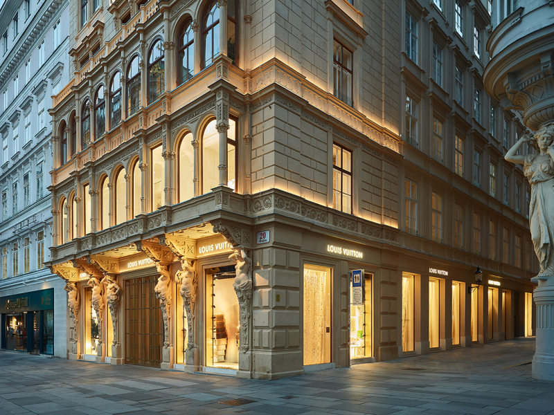Louis_Vuitton_Bruno_Klomfar